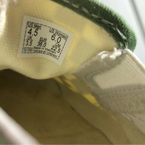 Vans Classic Slip On Unisex Shoes - Picture 11 of 12